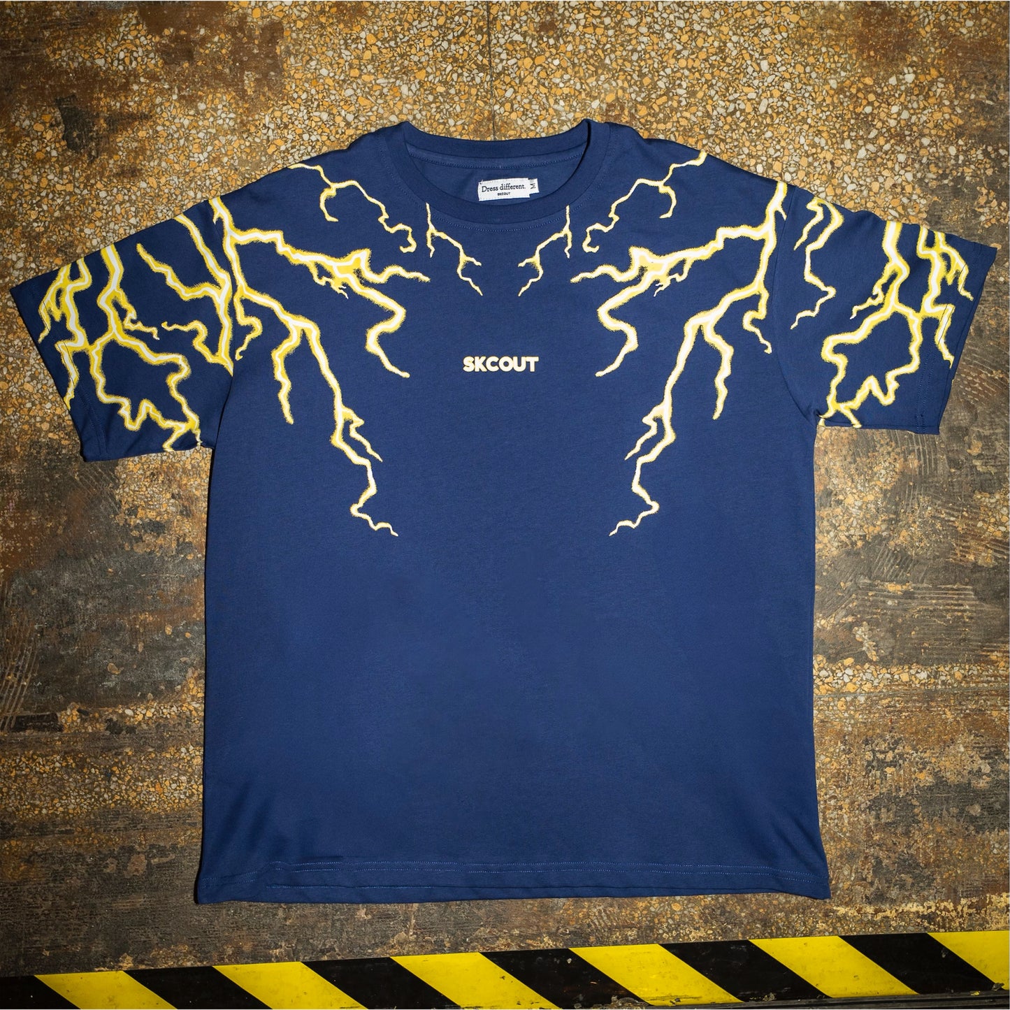 Lightning T